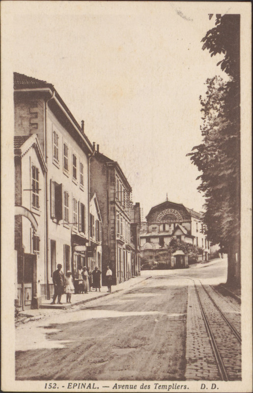 Carte postale ancienne Carte Postale, Epinal, Avenue des Templiers