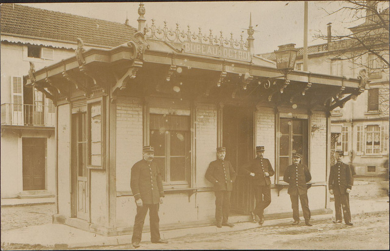Carte postale ancienne Carte postale, Epinal, Bureau d'Octroi
