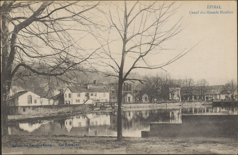 Carte postale ancienne Carte Postale, Epinal, Canal des Grands-Moulins 3