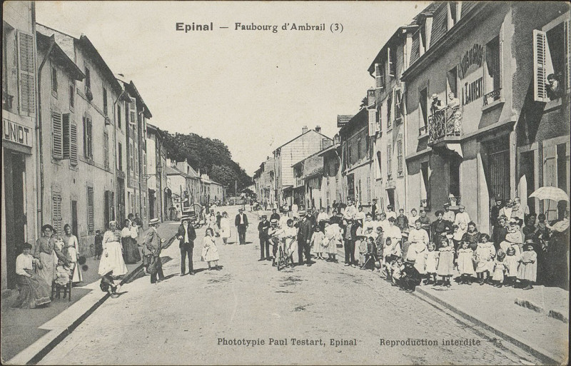 Carte postale ancienne Carte postale, Epinal, Faubourg d'Ambrail 3