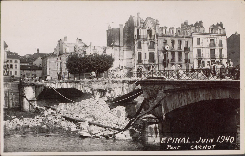 Carte postale ancienne Carte postale, Epinal, Juin 1940, Pont Carnot