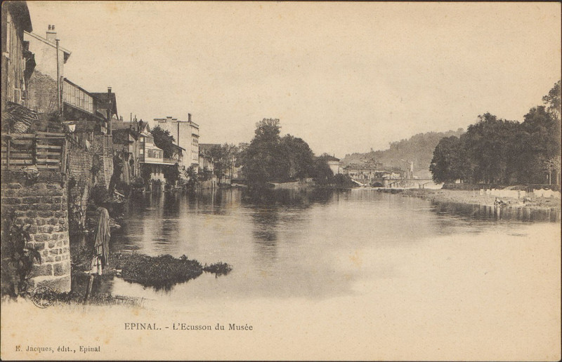 Carte postale ancienne Carte Postale, Epinal, L'Ecusson du Musée
