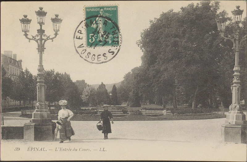 Carte postale ancienne Carte Postale, Epinal, L'Entrée du Cours