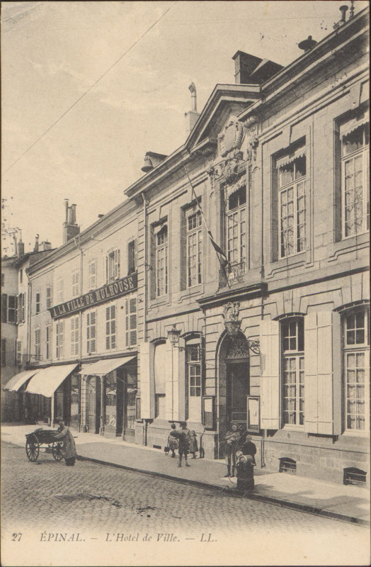Carte postale ancienne Carte Postale, Epinal, L'Hôtel de Ville