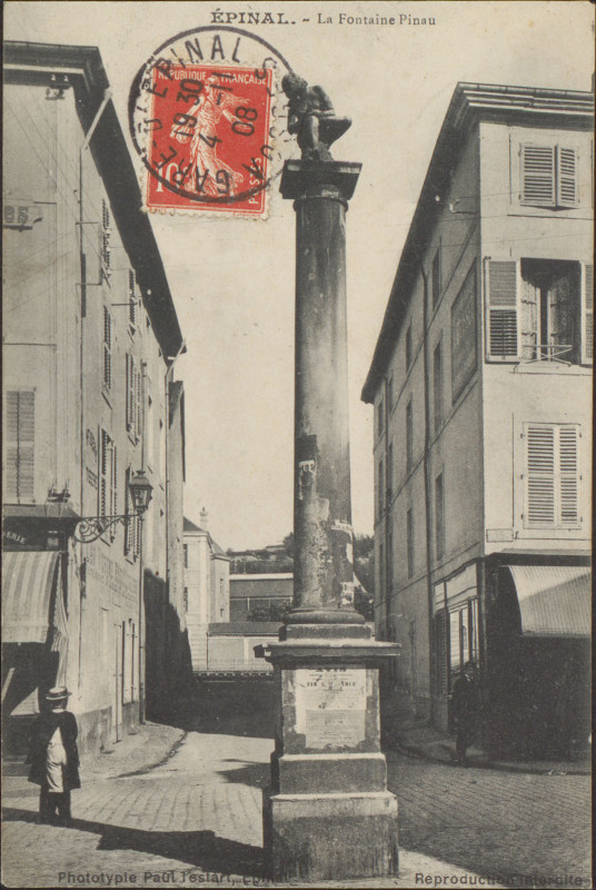 Carte postale ancienne Carte Postale, Epinal, La Fontaine Pinau