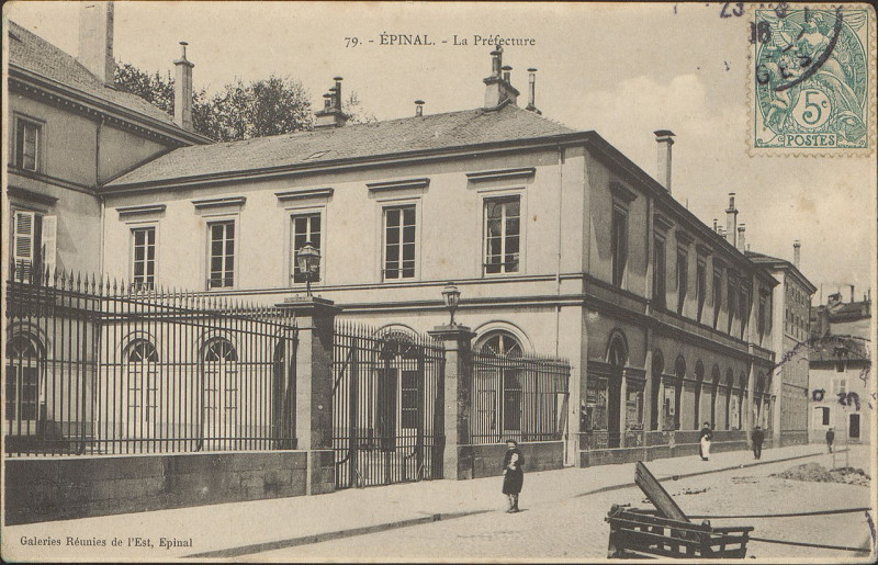 Carte postale ancienne Carte Postale, Epinal, La Préfecture 2