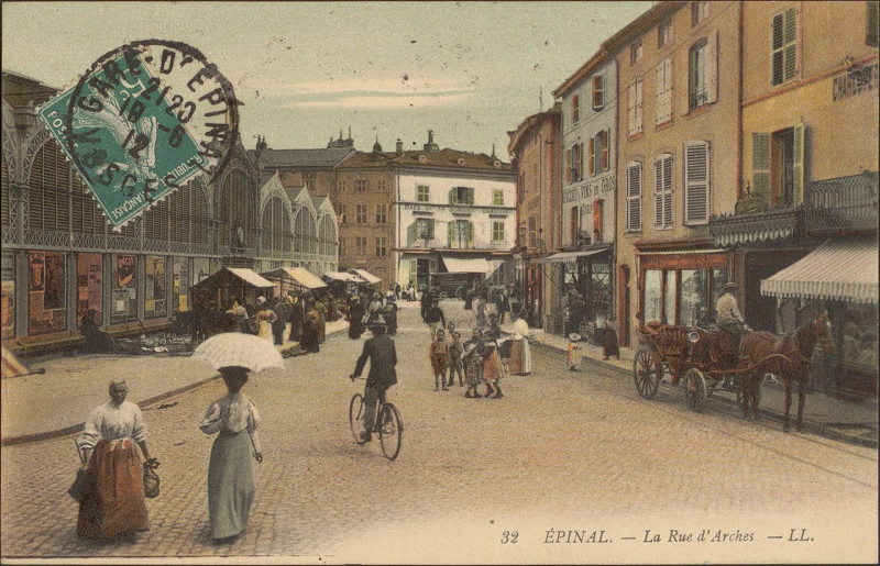 Carte postale ancienne Carte postale, Epinal, La Rue d'Arches