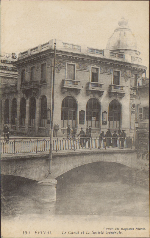 Carte postale ancienne Carte Postale, Epinal, Le Canal et la Societé Générale