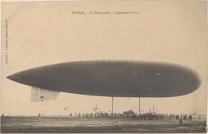 Carte postale ancienne Carte postale, Epinal, Le Dirigeable Capitaine Ferber