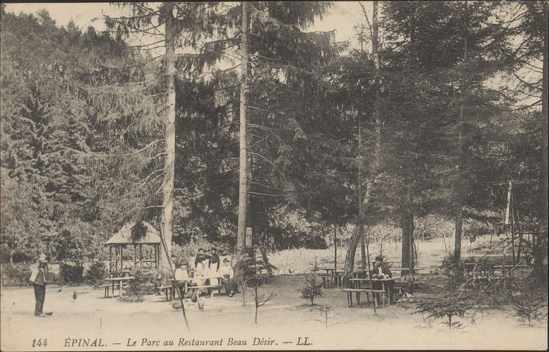 Carte postale ancienne Carte postale, Epinal, Le Parc au Restaurant Beau Désir
