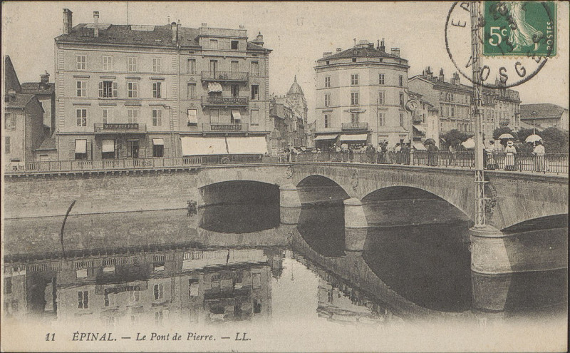 Carte postale ancienne Carte Postale, Epinal, Le Pont de Pierre 4