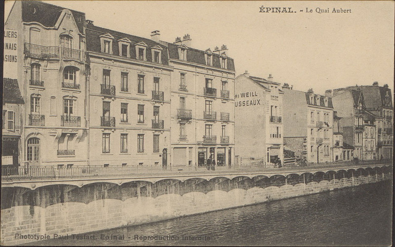 Carte postale ancienne Carte Postale, Epinal, Le Quai Aubert 2