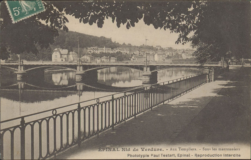 Carte postale ancienne Carte Postale, Epinal, Nid de Verdure, Aux Templiers, Sous les marronniers