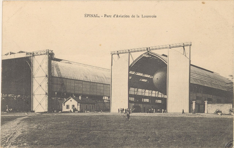 Carte postale ancienne Carte postale, Epinal, Parc d'aviation de la Louvroie 2