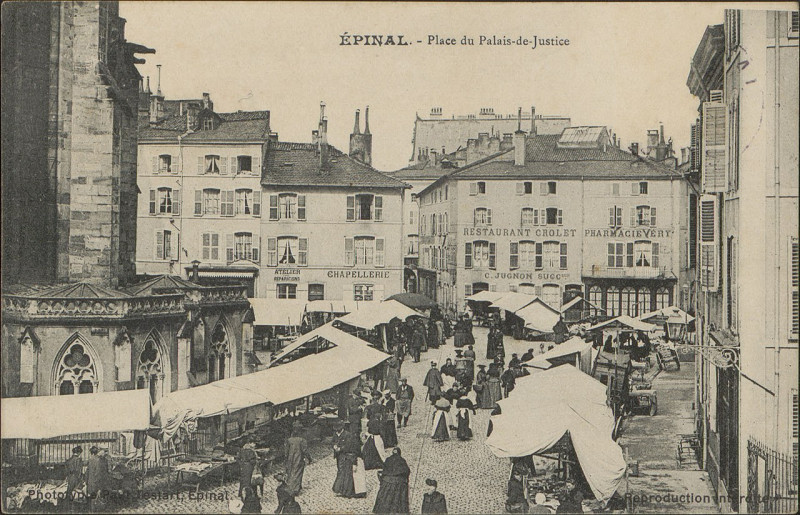Carte postale ancienne Carte postale, Epinal, Place du Palais-de-Justice