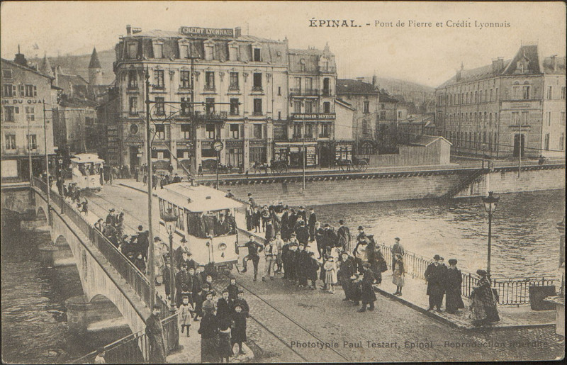 Carte postale ancienne Carte postale, Epinal, Pont de Pierre et Crédit Lyonnais 4
