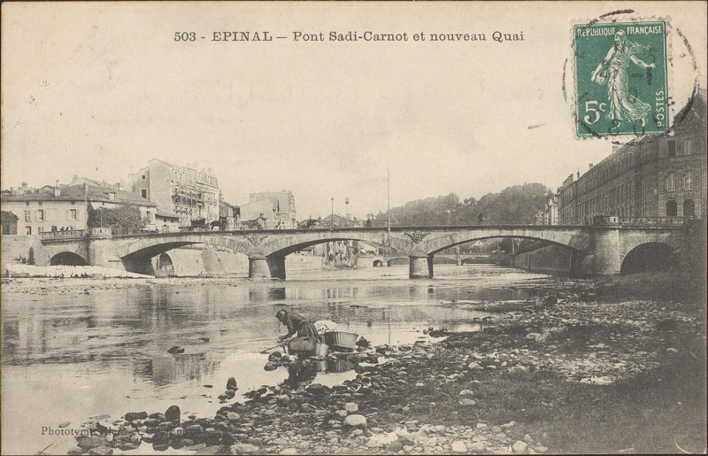 Carte postale ancienne Carte postale, Epinal, Pont Sadi-Carnot et nouveau Quai