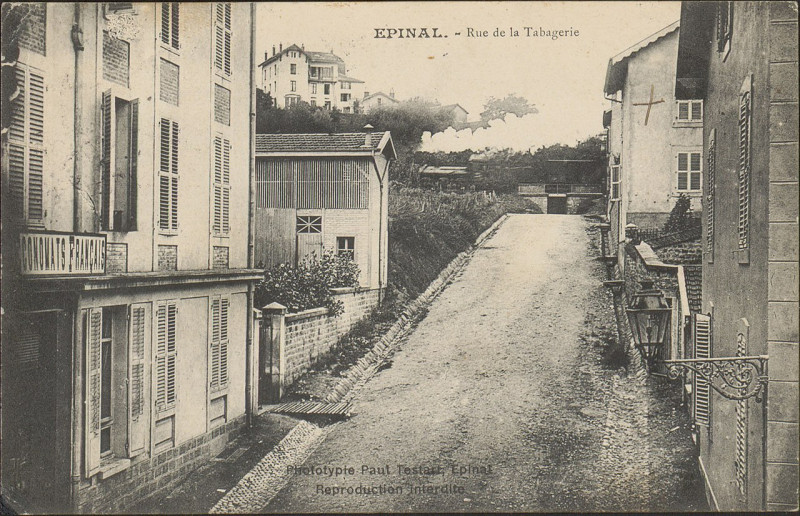 Carte postale ancienne Carte postale, Epinal, Rue de la Tabagerie