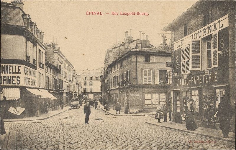 Carte postale ancienne Carte postale, Epinal, Rue Léopold-Bourg 14
