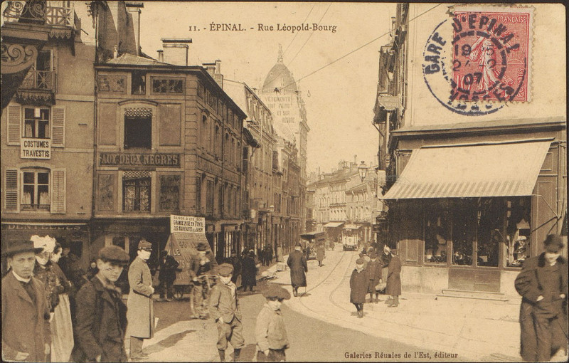 Carte postale ancienne Carte postale, Epinal, Rue Léopold-Bourg 2