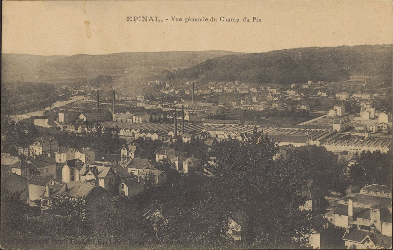 Carte postale ancienne Carte Postale, Epinal, Vue générale du Champ du Pin 2