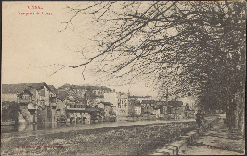 Carte postale ancienne Carte Postale, Epinal, Vue prise du cours