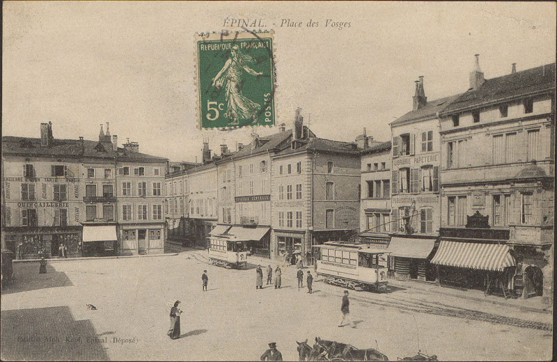 Carte postale ancienne Epinal, Place des Vosges