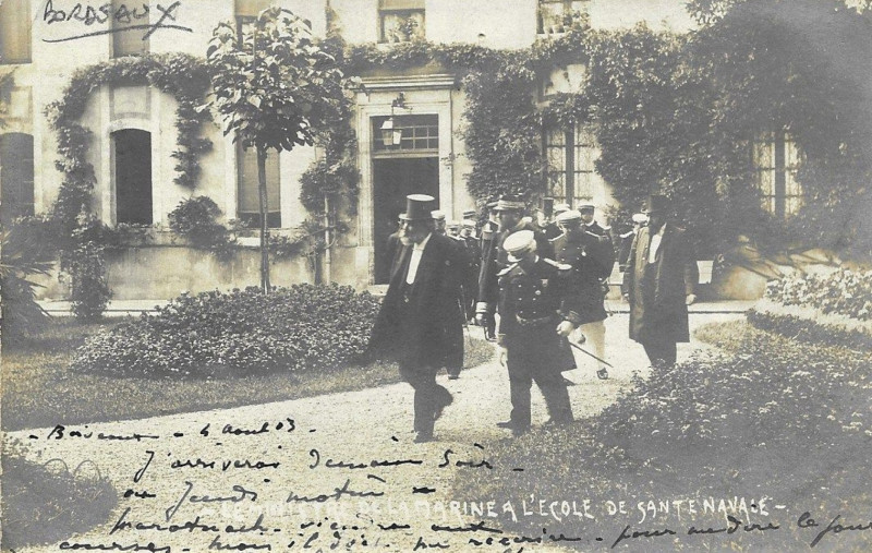 Carte postale ancienne Bordeaux - Ecole de Santé Navale - visite du Ministre de la Marine à Bordeaux