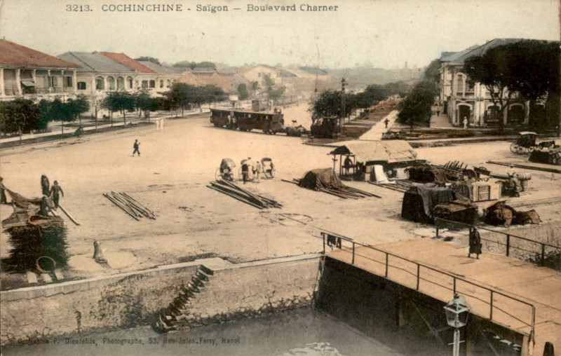 Carte postale ancienne Cochinchine - Saigon - Boulevard Charner
