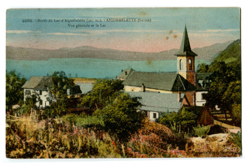 Carte postale ancienne Savoie Bords du Lac d'Aiguebelette Vue générale et le Lac