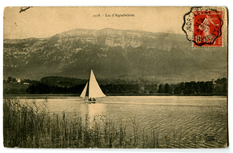 Carte postale ancienne Savoie Lac d'Aiguebelette bateau