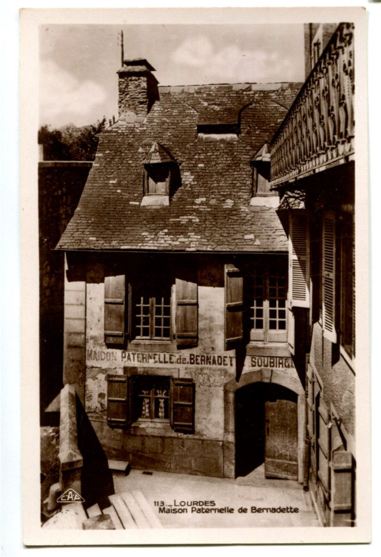 Carte postale ancienne Hautes-Pyrénées Lourdes maison Paternelle de Bernadette Soubirous à Lourdes