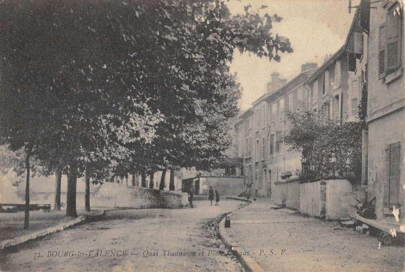 Carte postale ancienne Bourg Les Valence Quai Thaunaron à Valence