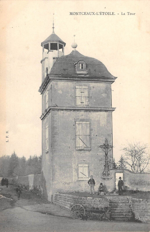 Carte postale ancienne Montceaux L'Etoile La Tour à Mont