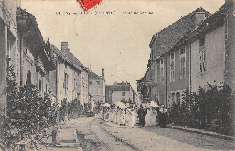 Carte postale ancienne Bligny Sur Ouche Route De Beaune à Beaune