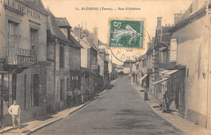 Carte postale ancienne Bleneau Rue D'Orleans