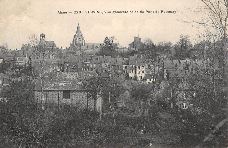Carte postale ancienne Vervins Vue Generale Prise Du Pont De Rabouzy à Vervins
