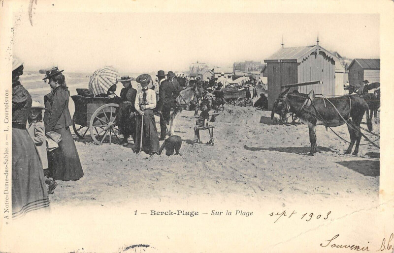 Carte postale ancienne Berck Plage Sur La Plage à Berck