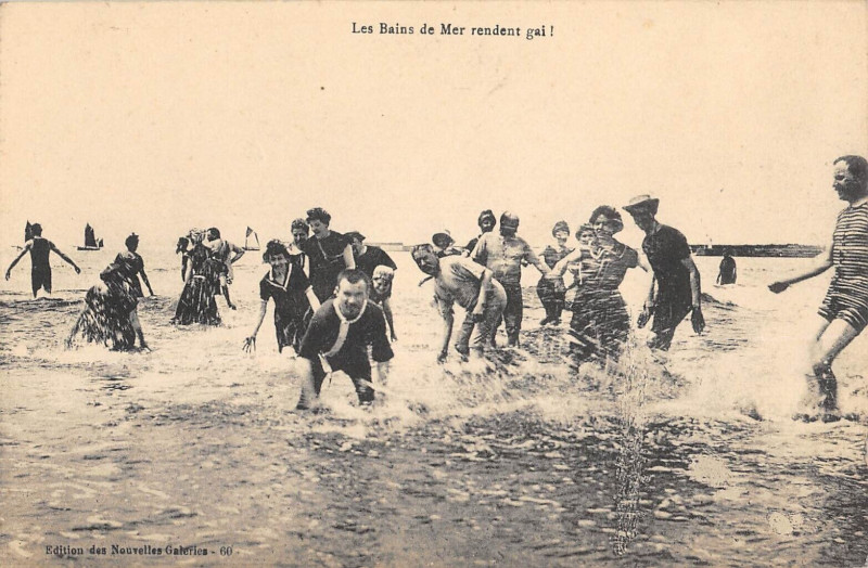 Carte postale ancienne Les Bains De Mer Rendent Gai