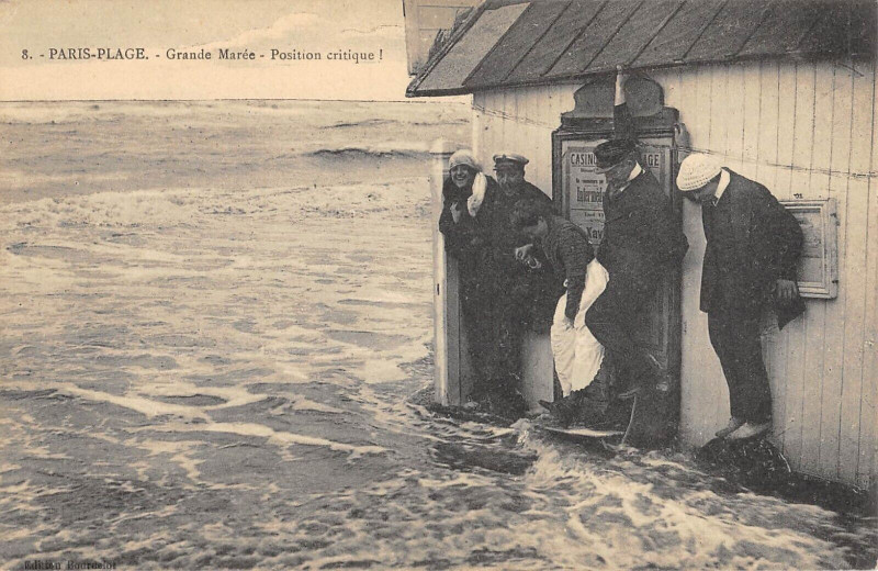 Carte postale ancienne Paris Plage Grande Maree Position Critique