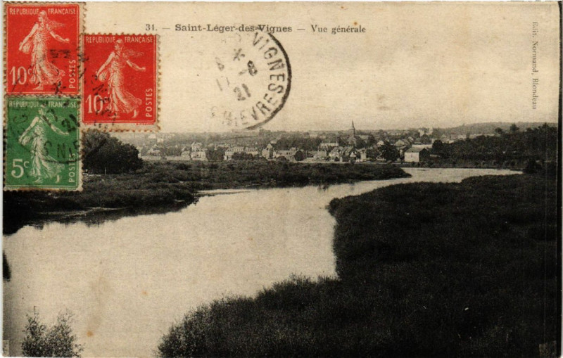 Carte postale ancienne Saint-Leger-des-Vignes - Vue générale