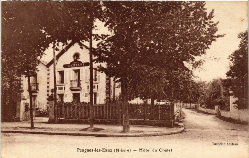 Carte postale ancienne Pougues-les-Eaux - Hotel du Chalet à Pougues-les-Eaux
