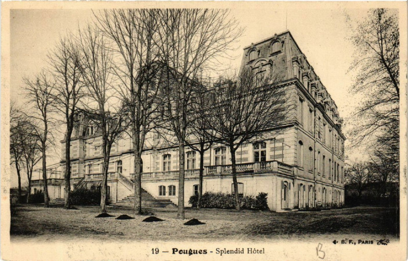 Carte postale ancienne Pougues - Splendid Hotel