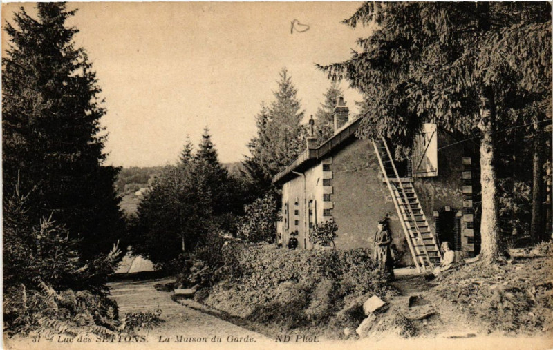 Carte postale ancienne Lac des Settons - La Maison du Garde