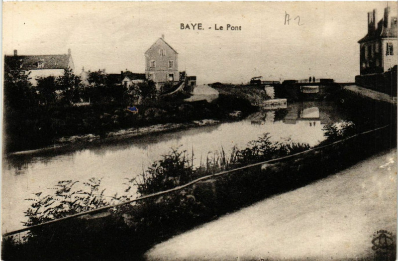 Carte postale ancienne Baye - Le Pont