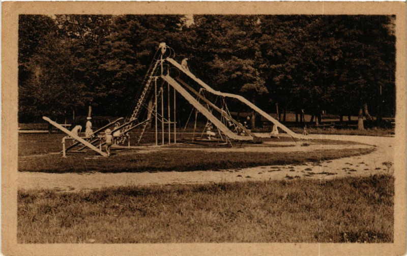 Carte postale ancienne Saint-Honore-les-Bains - Parc d'Enfants