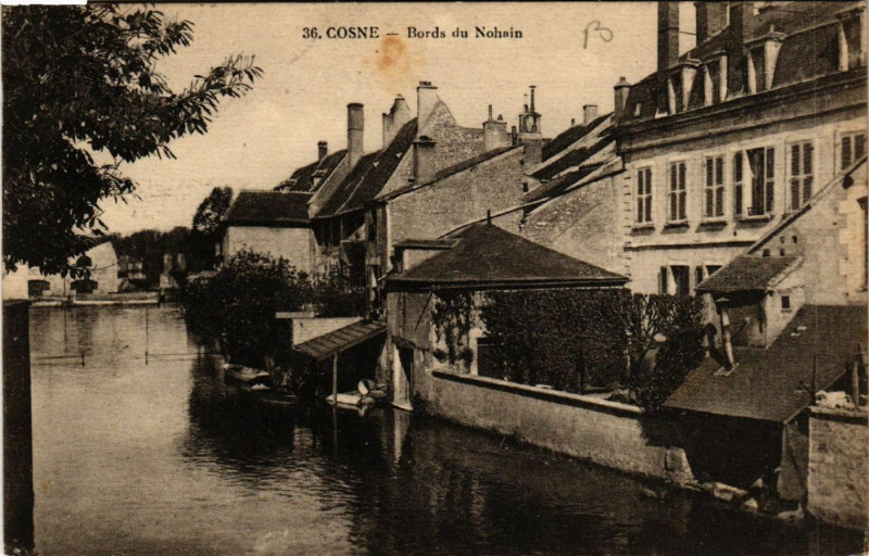 Carte postale ancienne Cosne - Bords du Nohain