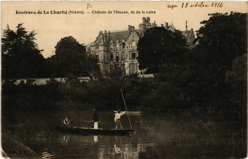Carte postale ancienne Env. de La Charite - Chateau de Mouron vu de la Loire