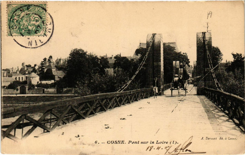 Carte postale ancienne Cosne-Pont sur la Loire