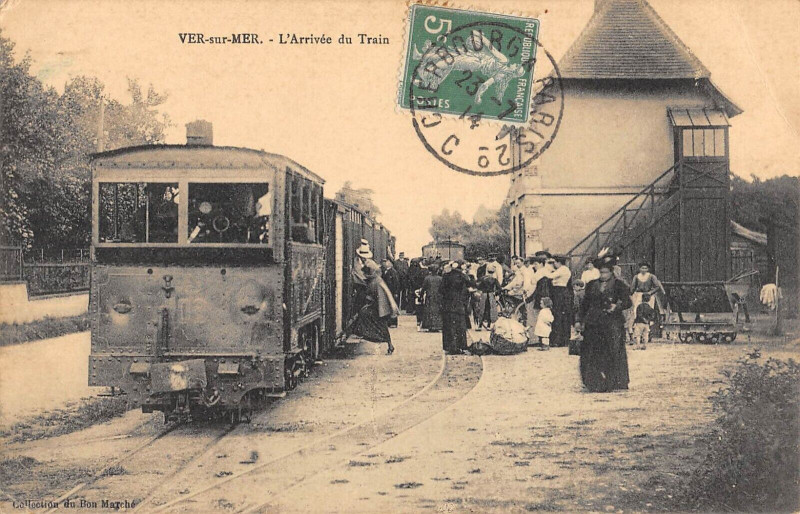 Carte postale ancienne Ver Sur Mer L'Arrivee Du Train à Ver-sur-Mer